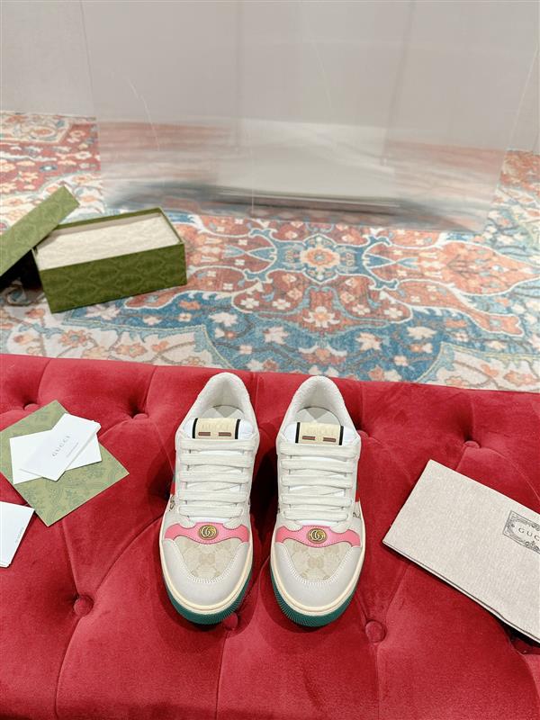 20243521352330 28011